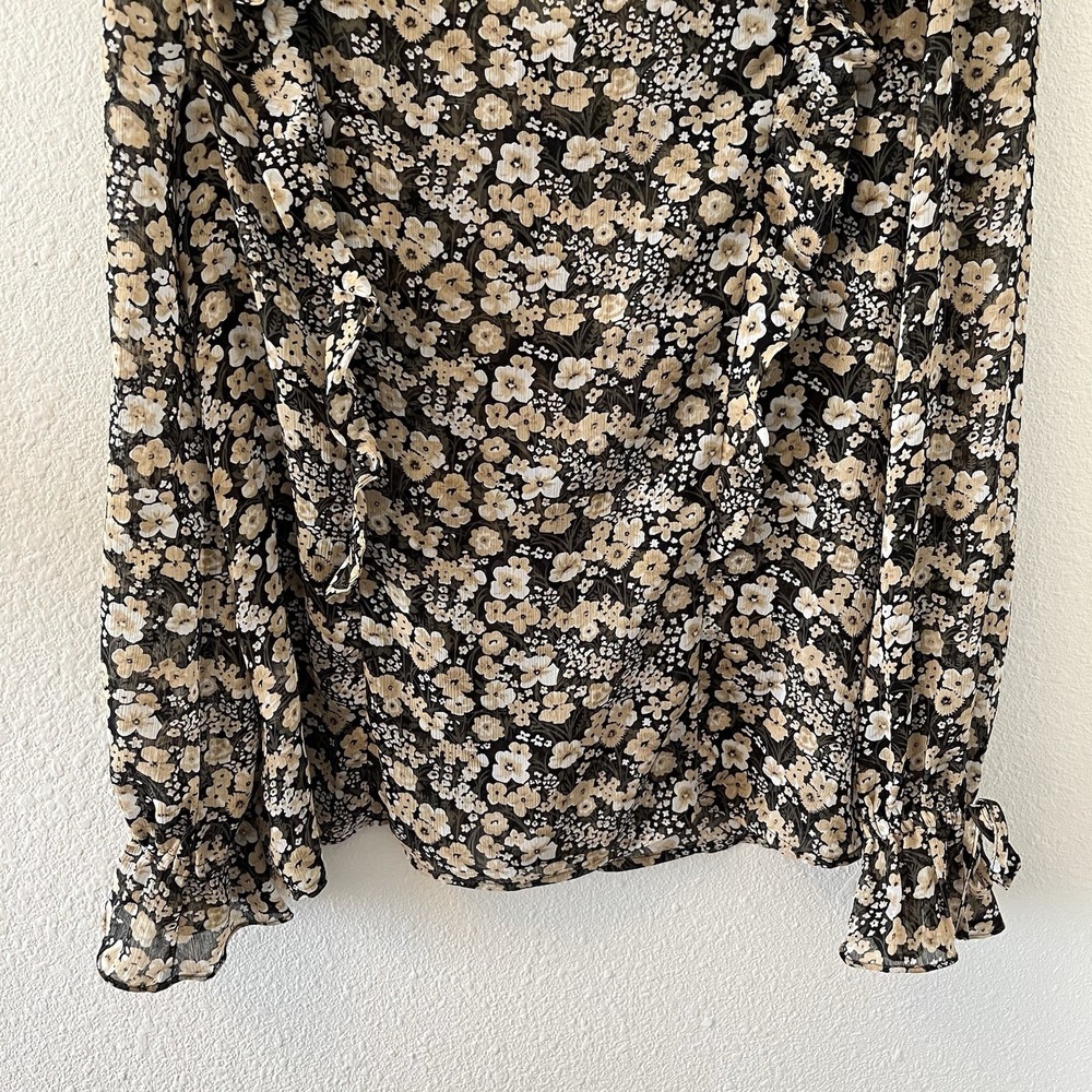 Tahari Women's Blouse Size S Black Floral Chiffon Ruffles Romantic Cottage Fairy - Picture 11 of 15
